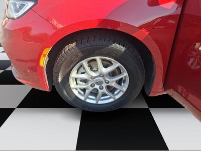 2025 Chrysler Pacifica Select FWD