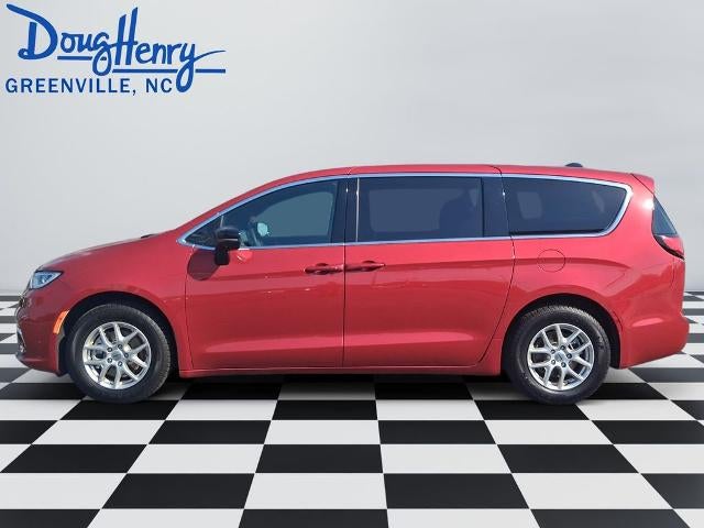 2025 Chrysler Pacifica Select FWD