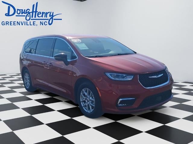 2025 Chrysler Pacifica Select FWD