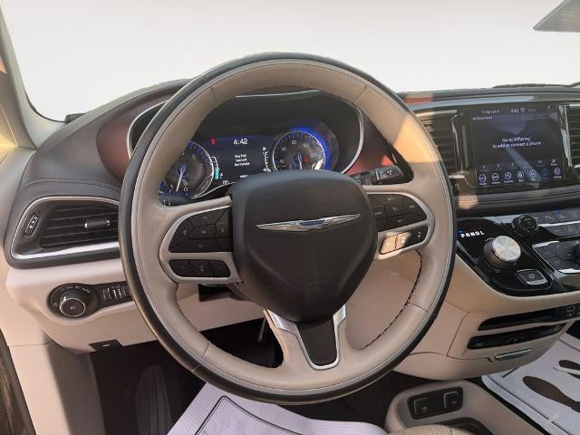 2020 Chrysler Pacifica Limited FWD