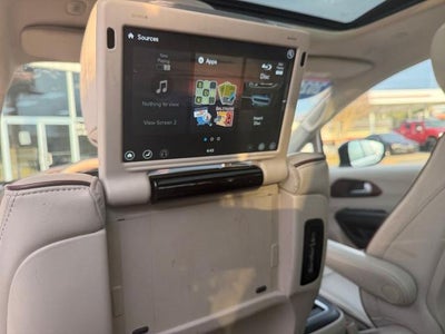 2020 Chrysler Pacifica Limited FWD