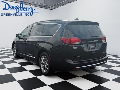 2020 Chrysler Pacifica Limited FWD