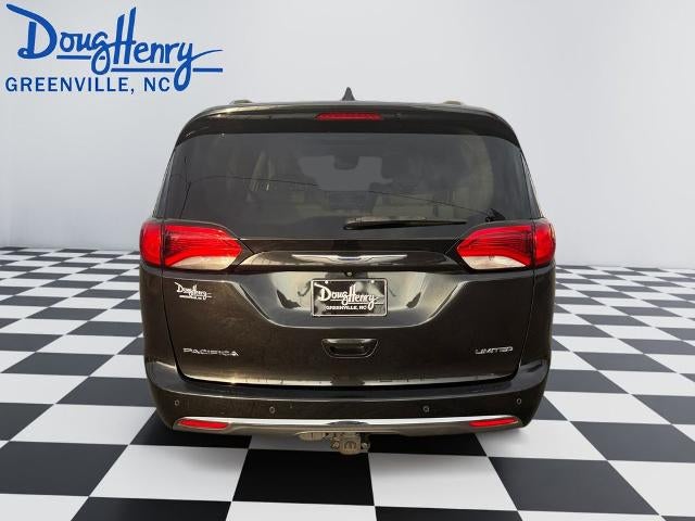 2020 Chrysler Pacifica Limited FWD