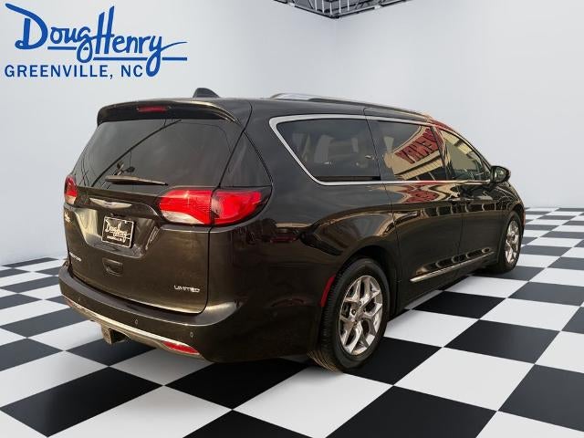 2020 Chrysler Pacifica Limited FWD