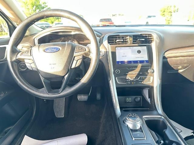 2020 Ford Fusion SE FWD