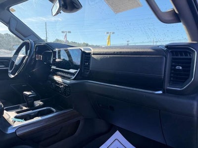 2022 Chevrolet Silverado 1500 Crew Cab Short Box 4-Wheel Drive RST