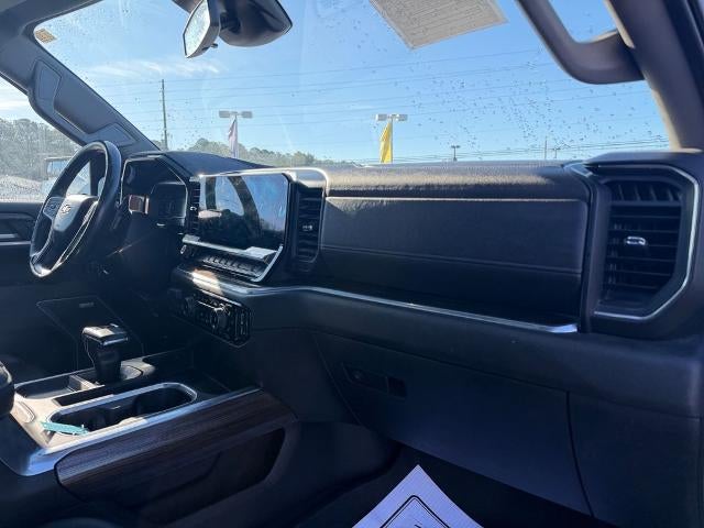 2022 Chevrolet Silverado 1500 Crew Cab Short Box 4-Wheel Drive RST