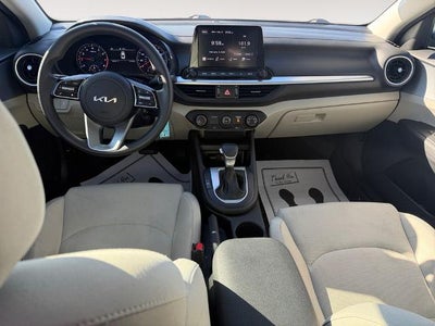 2023 Kia Forte LXS IVT