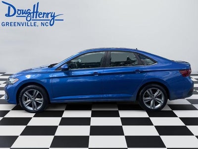 2022 Volkswagen Jetta SE Auto