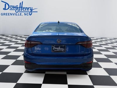 2022 Volkswagen Jetta SE Auto