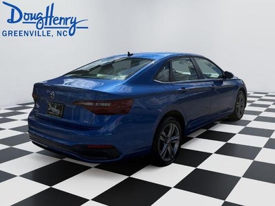 2022 Volkswagen Jetta SE Auto
