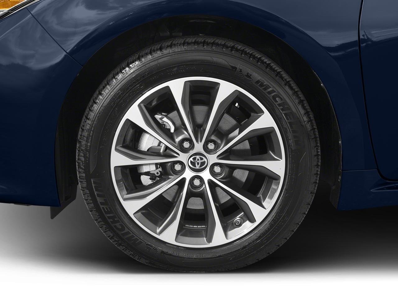 2018 Toyota Avalon XLE (SE)