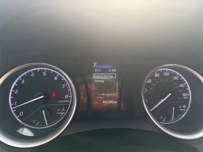 2023 Toyota Camry LE Auto (SE)