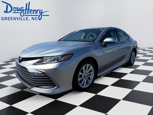 2023 Toyota Camry LE Auto (SE)
