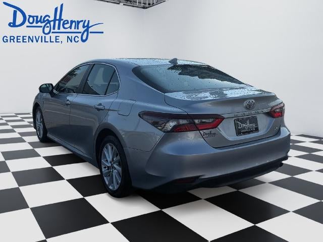 2023 Toyota Camry LE Auto (SE)