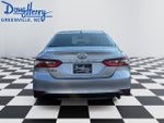 2023 Toyota Camry LE Auto (SE)