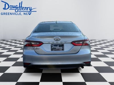 2023 Toyota Camry LE Auto (SE)