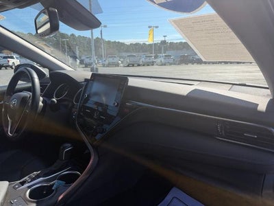 2022 Toyota Camry Hybrid XLE CVT (Natl)