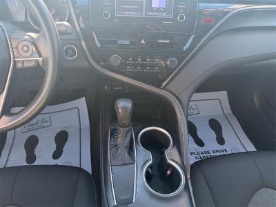 2021 Toyota Camry LE Auto (SE)