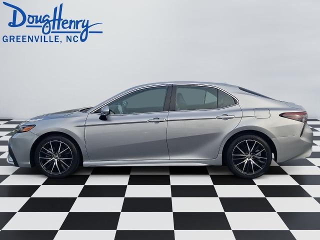 2023 Toyota Camry SE Auto (SE)