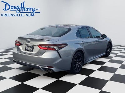 2023 Toyota Camry SE Auto (SE)
