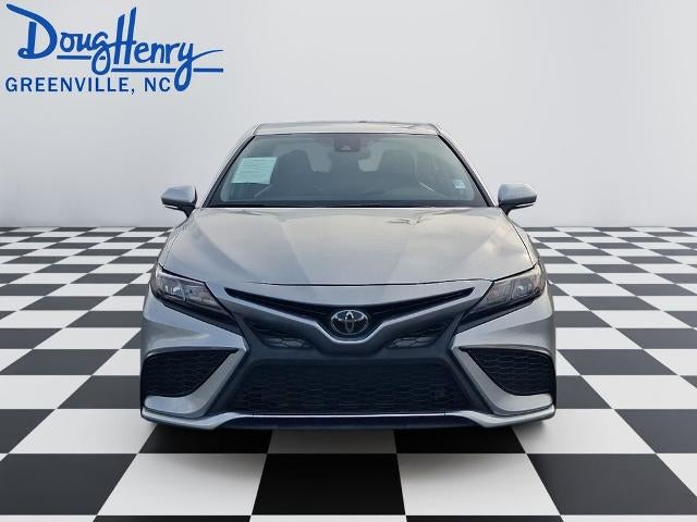 2023 Toyota Camry SE Auto (SE)