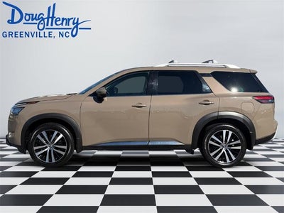 2023 Nissan Pathfinder Platinum 4WD