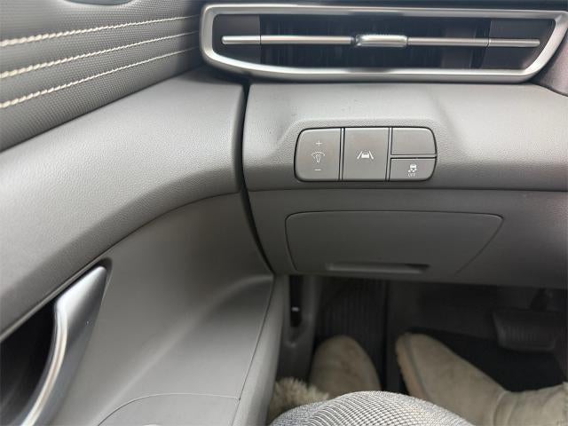 2023 Hyundai ELANTRA SEL IVT