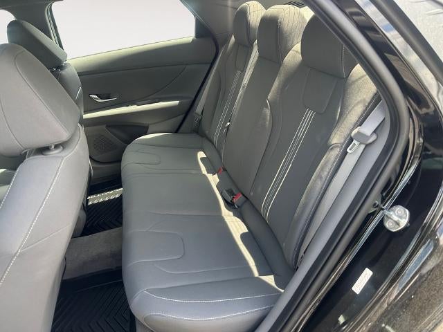 2023 Hyundai ELANTRA SEL IVT
