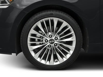 2017 Kia Cadenza Limited Sedan