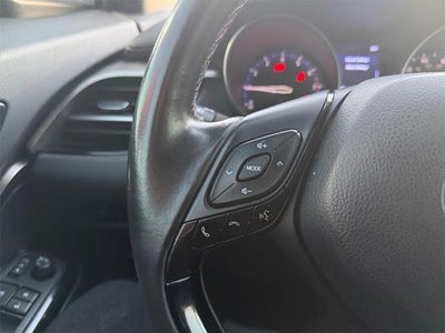 2019 Toyota C-HR LE FWD (Natl)