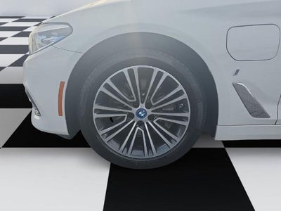 2018 BMW 530e iPerformance Plug-In Hybrid