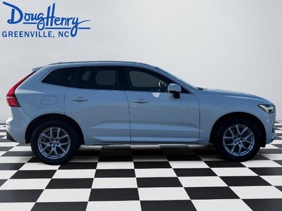 2020 Volvo XC60 T6 AWD Momentum